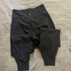 Lululemon Black Align Joggers-28”